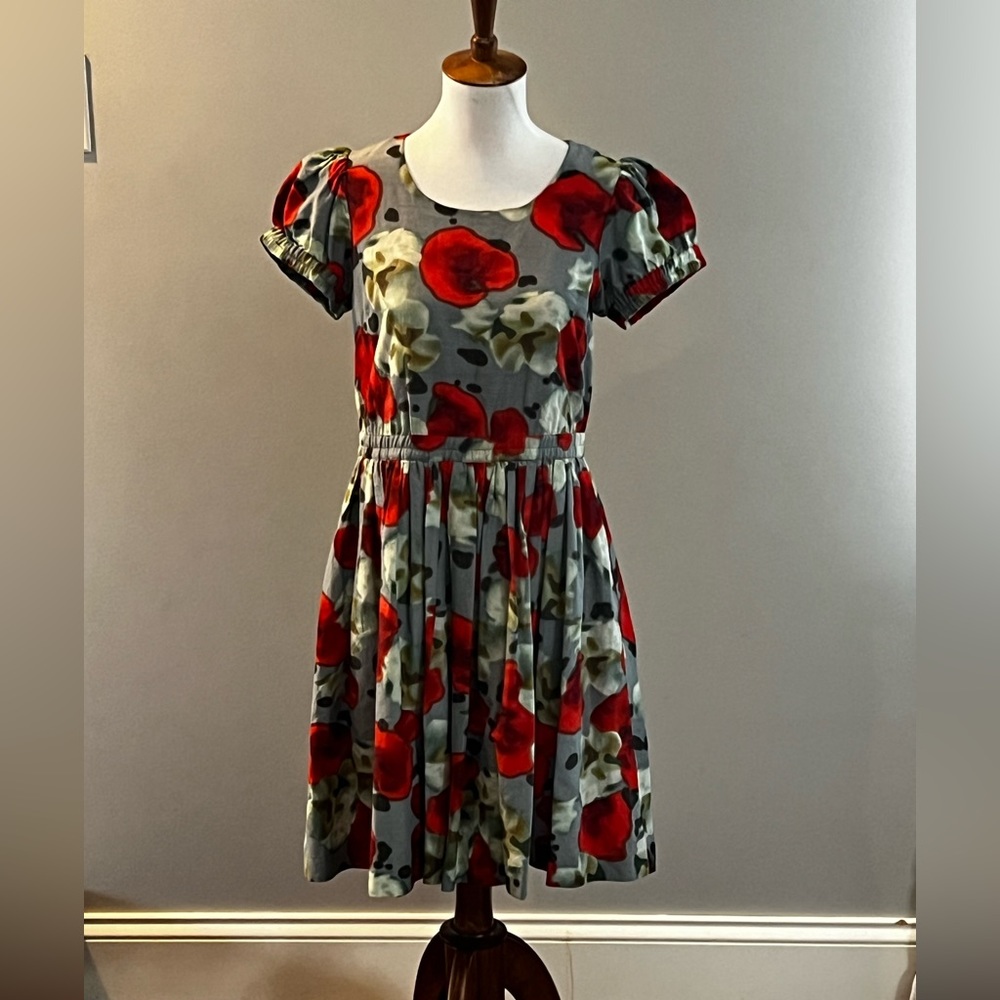 Marc New York Andrew Marc dress size 2 red floral short sleeve dress